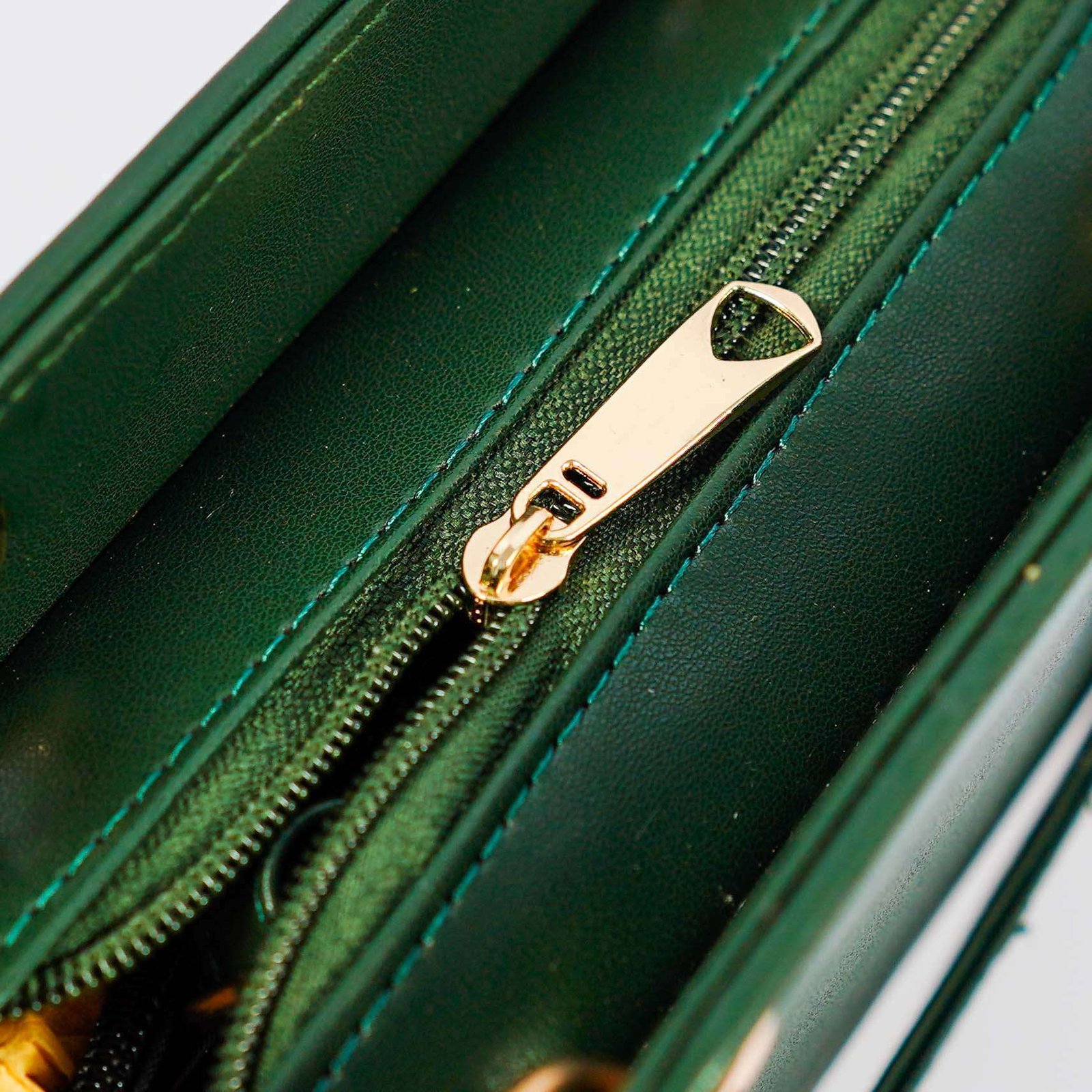 D-Handle Bag Green - Image 7