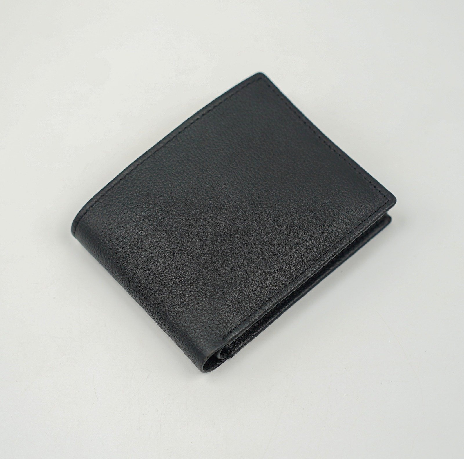 Glamouria Noir Bifold - Image 2