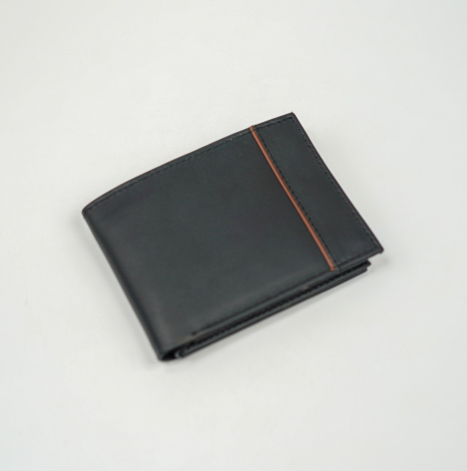 Glamouria ShadowLine Bifold - Image 3