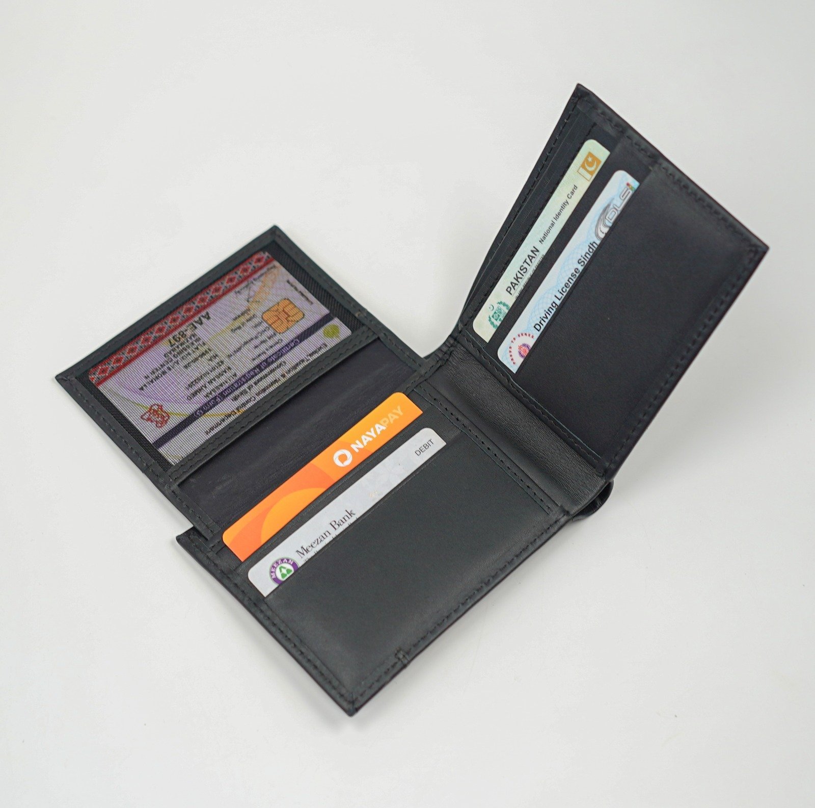 Glamouria ShadowLine Bifold - Image 7